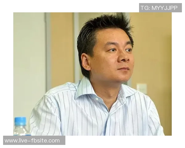 朱骏豪掷400万奖励上海橘橙冲乙成功激励更多投资者关注足球发展 朱骏豪掷400万奖励上海橘橙冲乙成功激励更多投资者关注足球发展