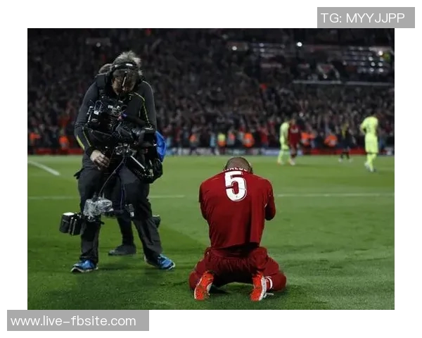 利物浦祝维纳尔杜姆35岁生日快乐237场比赛助力红军夺得四冠荣耀