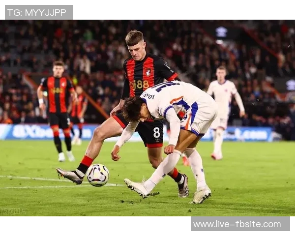 罗伯特桑切斯屡次扑救助力切尔西稳固门将位置展现出色表现 罗伯特桑切斯屡次扑救助力切尔西稳固门将位置展现出色表现